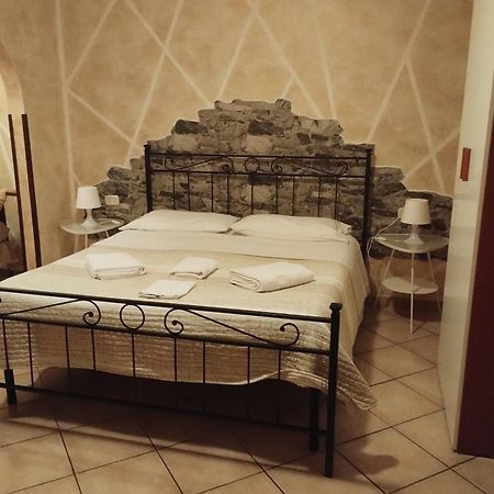 B&B Ar Colle 2 Valmontone Exteriör bild